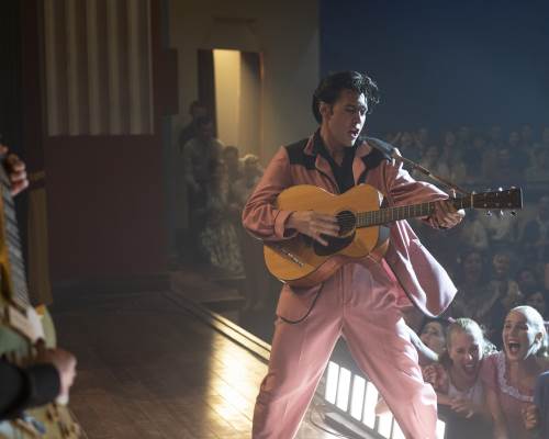 Elvis, Warner Bros. 04.jpg
