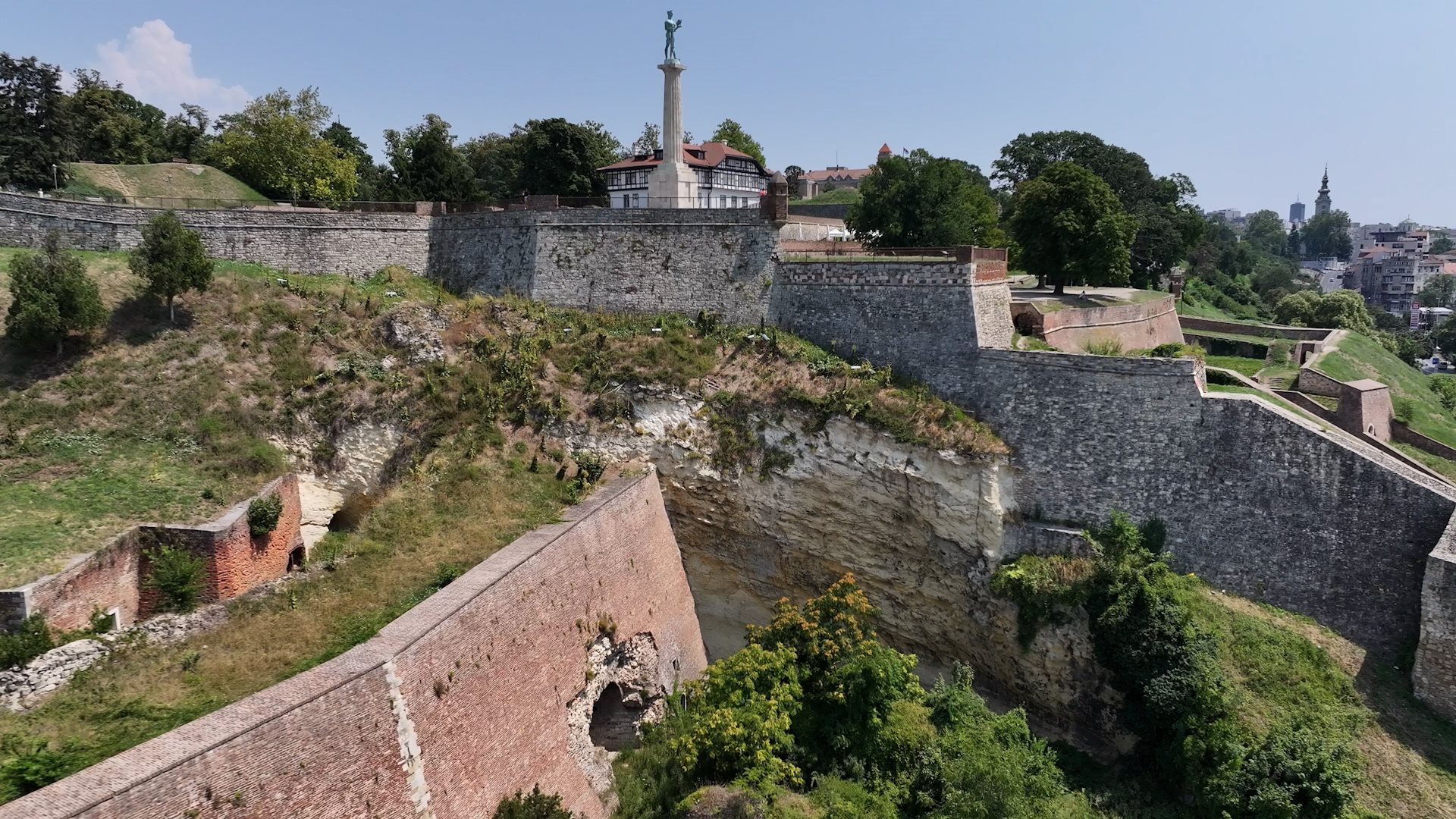 Kalemegdanski rt kao pogled u daleku prošlost Beograda 9x16.00_00_38_23.Still043.jpg