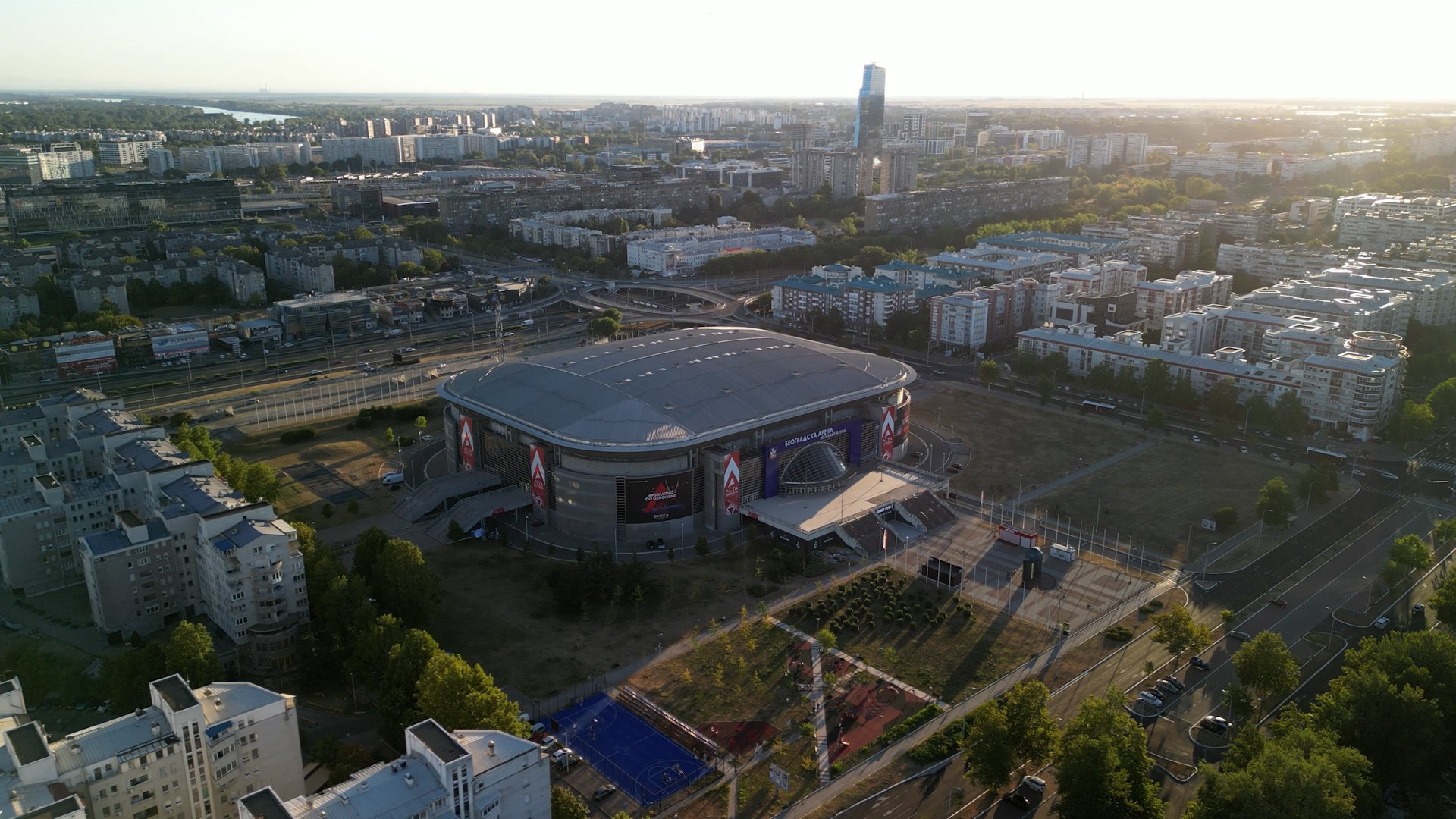 Grad Beograd_Specijali_Simboli Beograda_ Beogradska arena 9x16.00_00_07_11.Still128.jpg