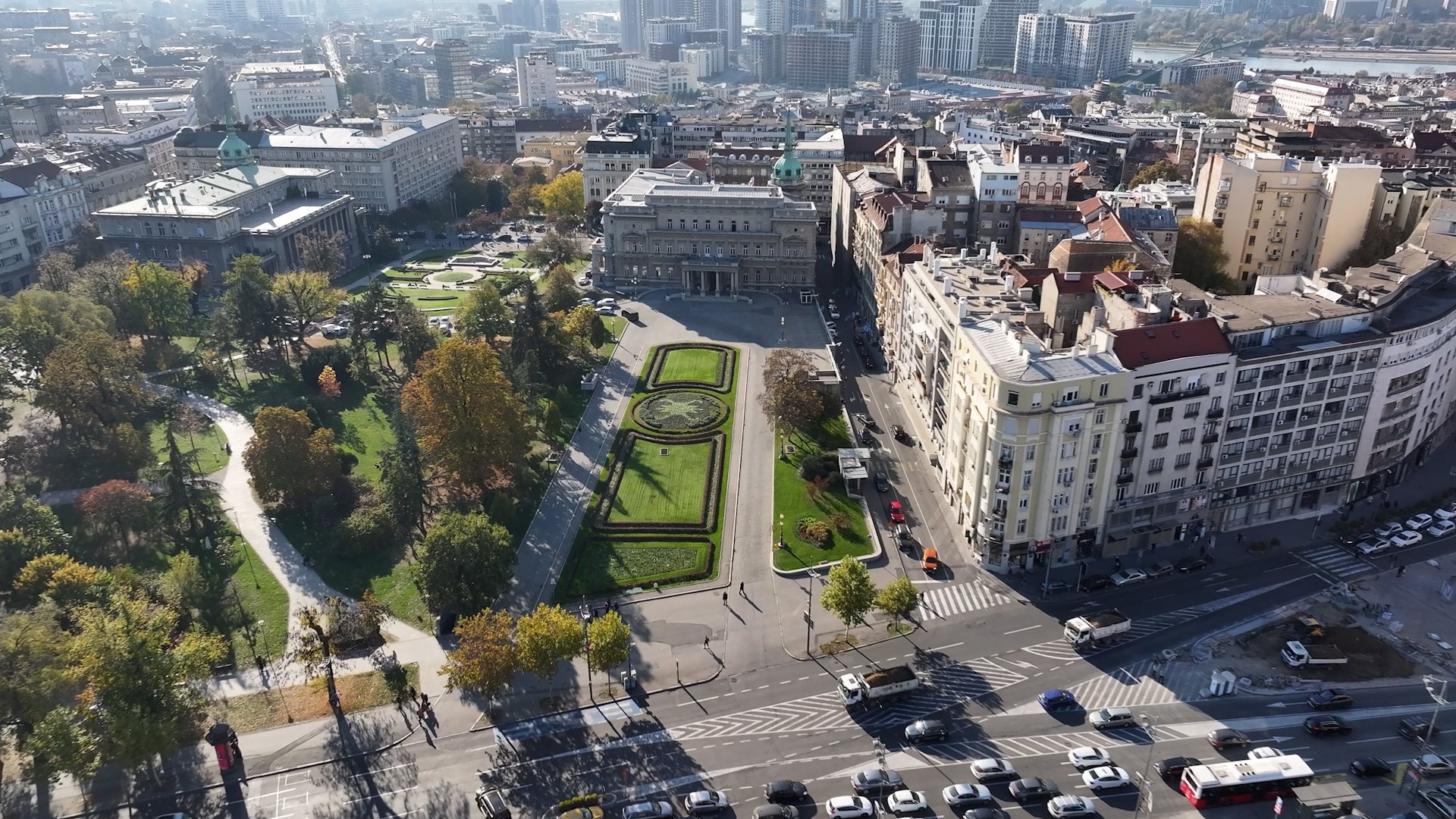 Stari dvor kao simbol Kraljevine Srbije 9x16.00_01_10_07.Still123.jpg