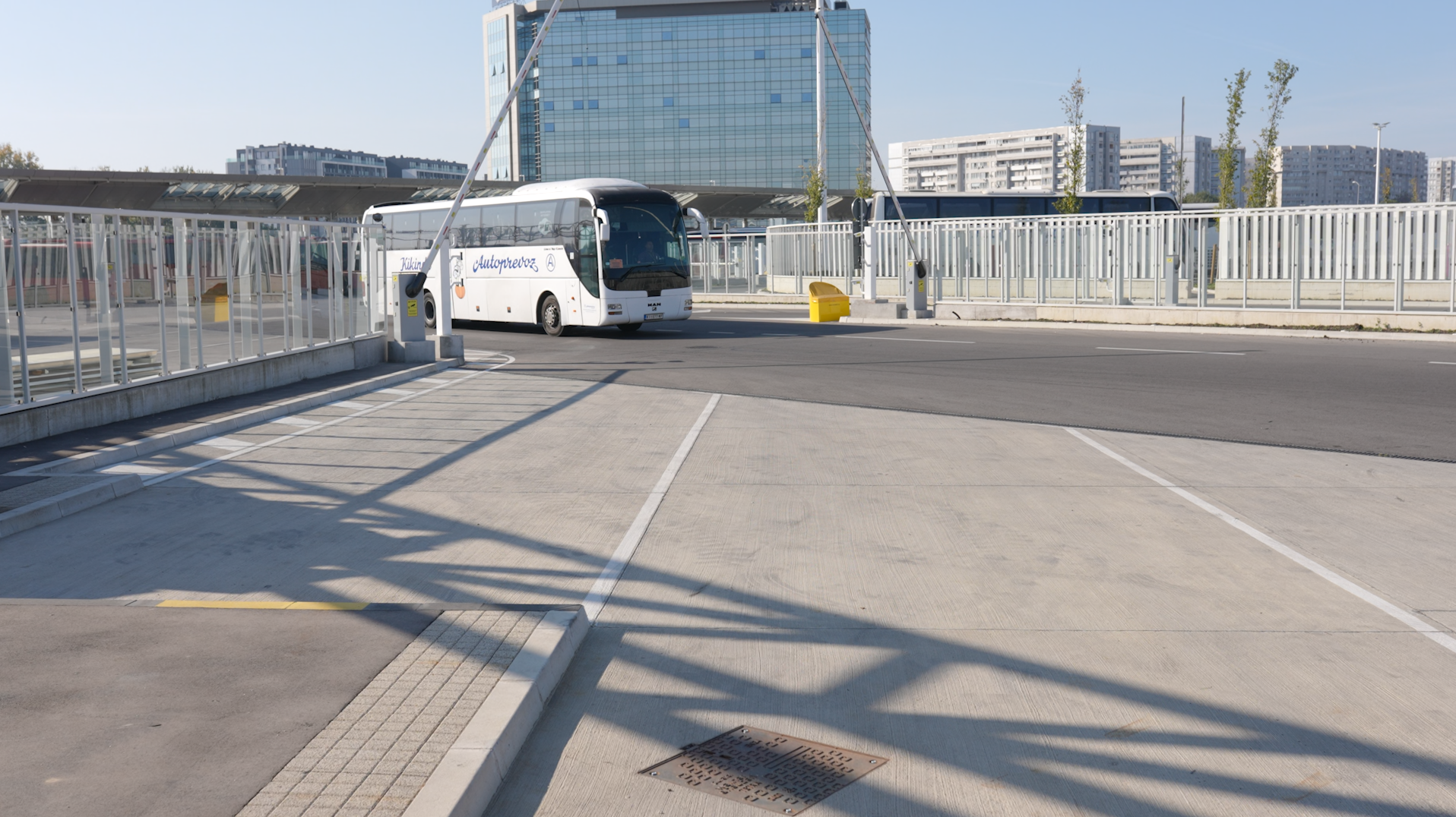 Grad Beograd - Autobusko stajalište „Jug“ 3.png